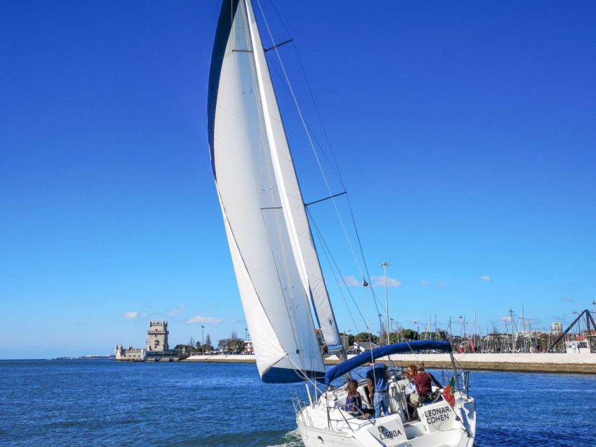 1 Hour Private - Lisbon: Sailing Tour With Wine and History - Key points to know before you book