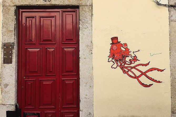 3-Hour Guided Street Art Walking Tour of Lisbon - Why this route gives you a different Lisbon