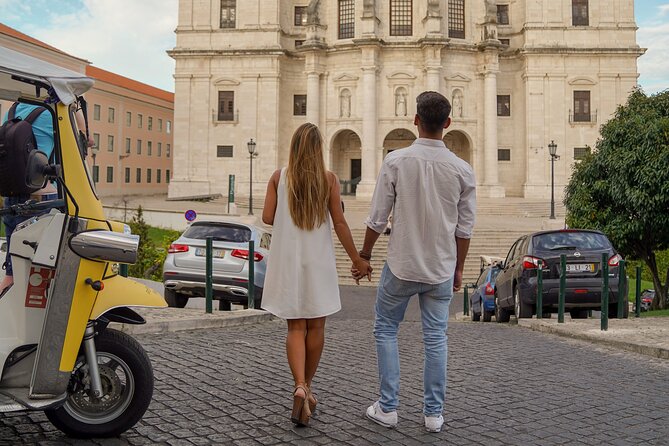 4 Hour Lisbon Private Guided Tour via Tuk Tuk - Small practical details that matter
