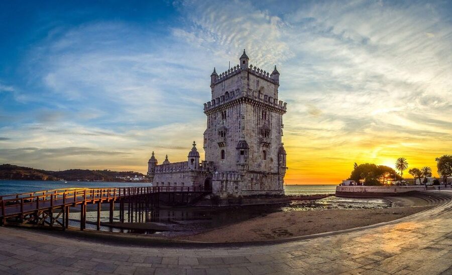 4-hour sightseeing tour by Tuk-Tuk Lisbon old town and Belém - Viewpoints that make the hills worthwhile