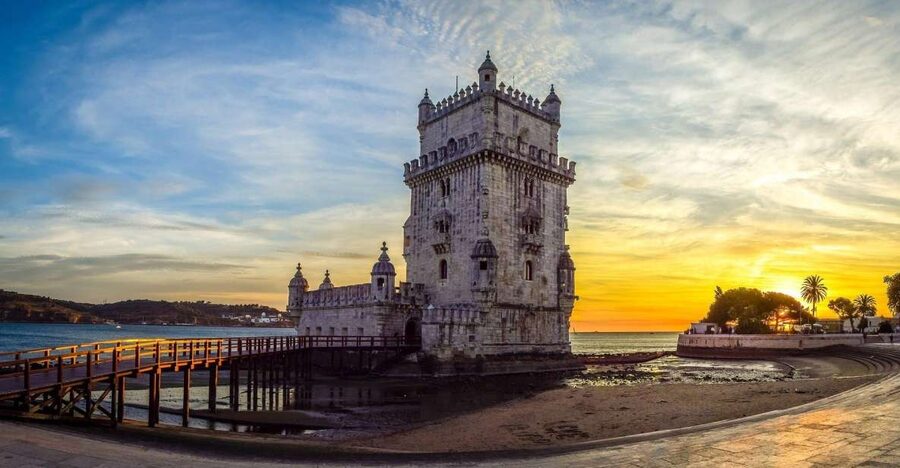 4-hour sightseeing tour by Tuk-Tuk Lisbon old town and Belém - Crossing to Belém and Portugal’s maritime story