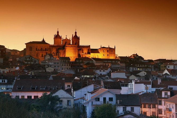 6-Day North Portugal Tour: Porto, Braga, Fátima, Coimbra, Guimaraes, Aveiro and Batalha, from Lisbon - Day six: Bussaco forest and the Templar legacy at Tomar