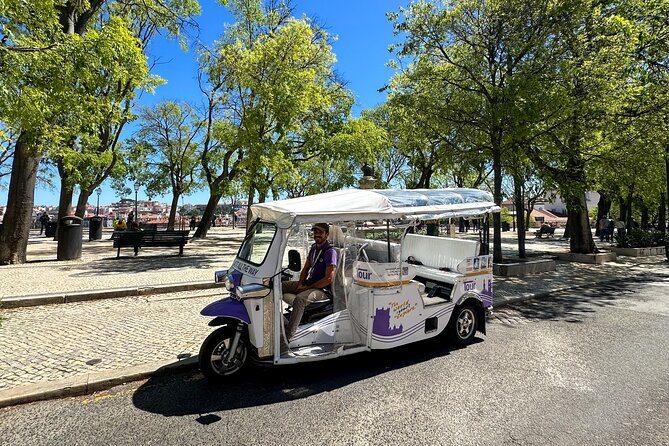 Alfama Private Tuk Tuk Tour: Lisbon’s Oldest Neighborhood (2 HRS) - Lisbon Cathedral: a short look at the city’s religious center