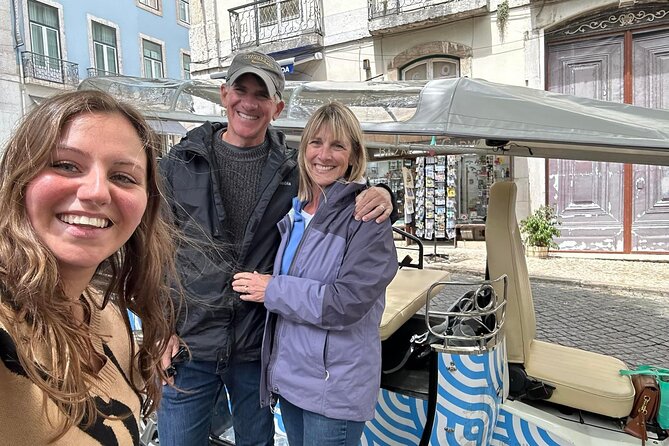 All City Premium Private Guided Tour by Tuk-Tuk in Lisbon - National Pantheon and the Flea Market Option