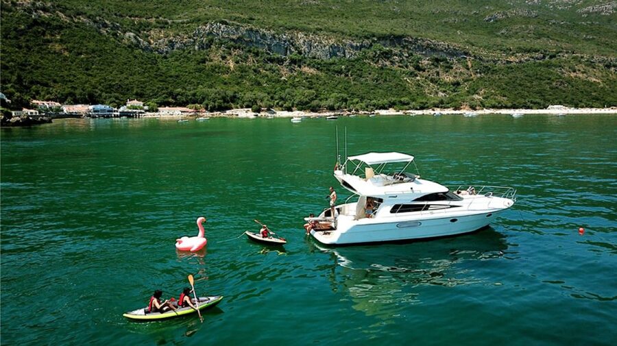 Arrábida Full-Day Yacht Tour from Lisbon - Key points to know before you book