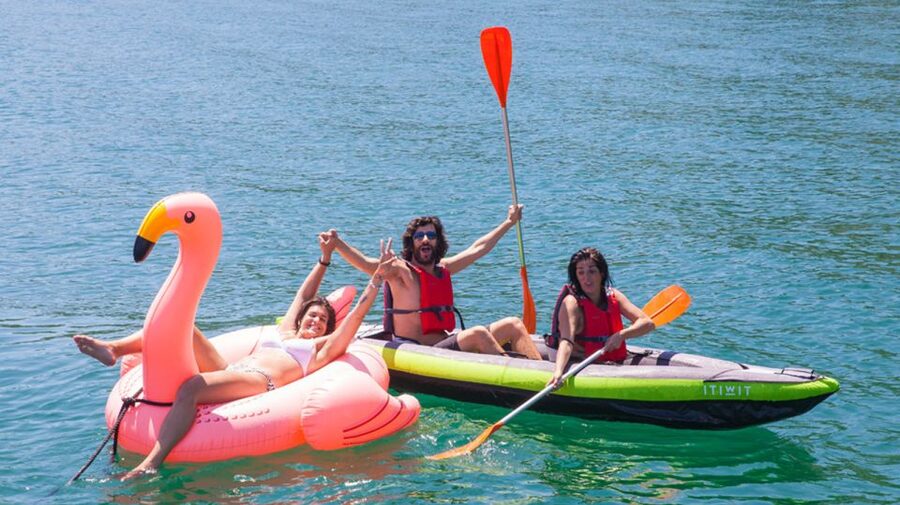 Arrábida Full-Day Yacht Tour from Lisbon - Boarding an eight-passenger yacht