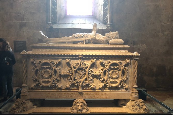 Belem and Jeronimos Monastery Guided Small Group Walking Tour - The Discoveries Monument and the end of the route