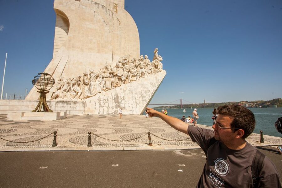 Belém: Lisbon 3-Hour Walking Tour - Rua de Belém and the original egg tart