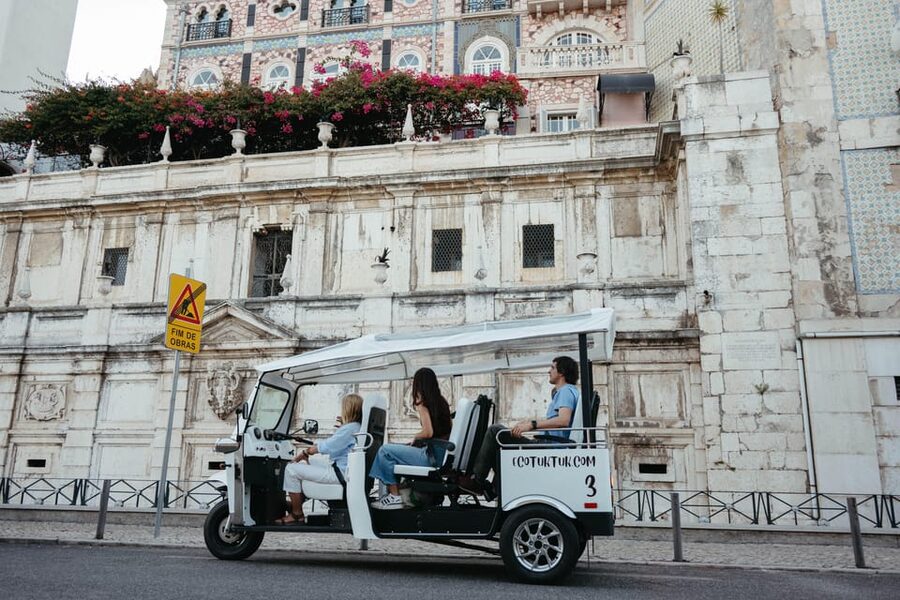 Belém: Private City Tour by Eco Tuk Tuk - Pastéis de Belém and the pastry stop