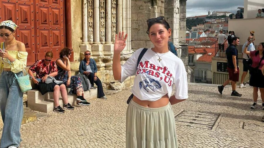 Best of Lisbon: Private Walking Tour with a Local - Finding Lisbon’s character in Alfama