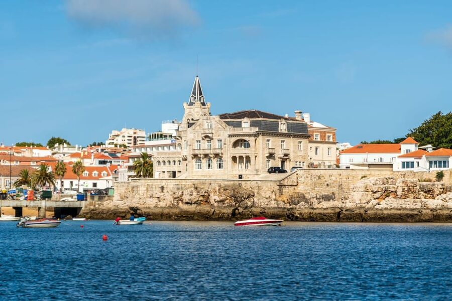 Boat tour: charming Cascais Coast to Lisbon lighthouse - Practical details before you go