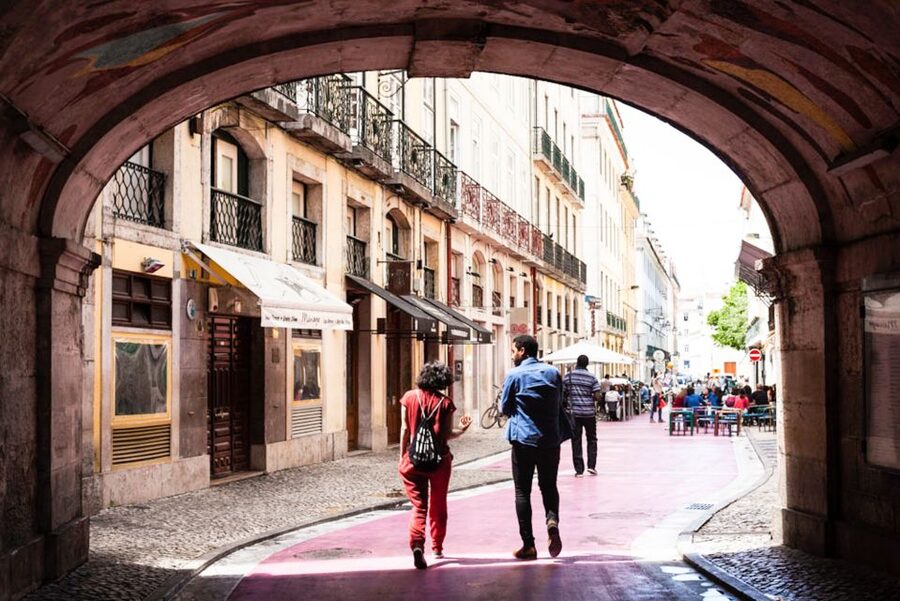 Burguês: Lisbon City Center Private Tuk Tuk Tour - What the two-hour format really gives you