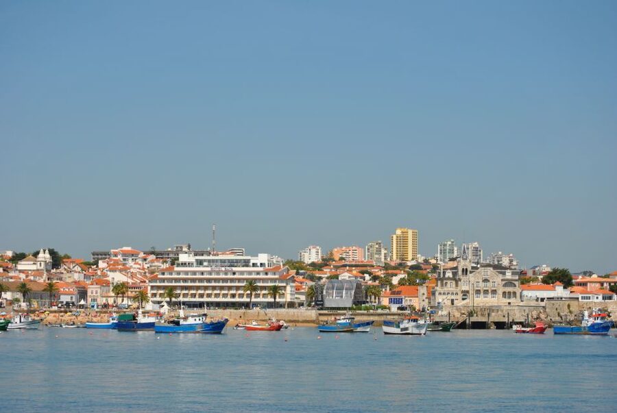 Cascais: Sailing Tour with Drink - Swimming, Sun, and Time at Anchor