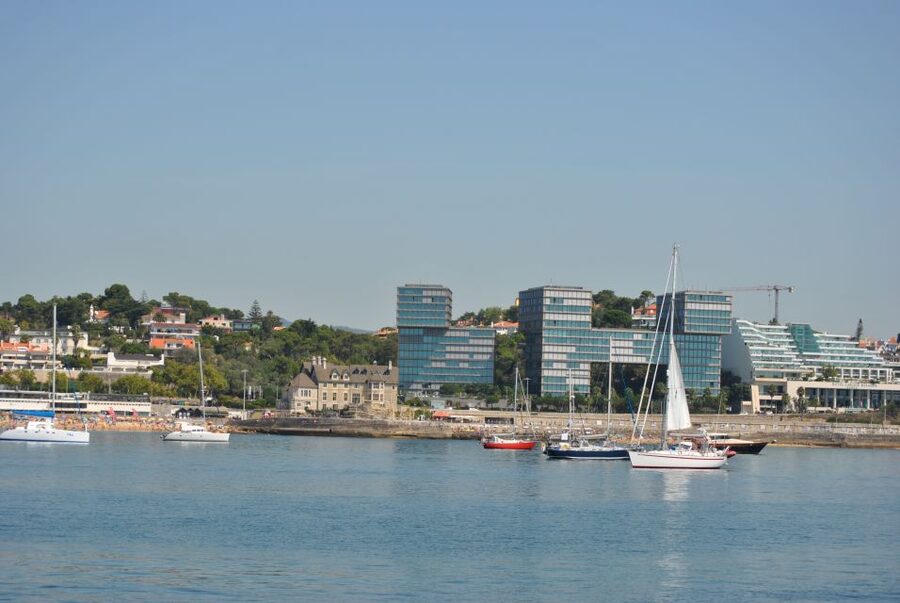 Cascais: Sailing Tour with Drink - Who Will Enjoy This Most?