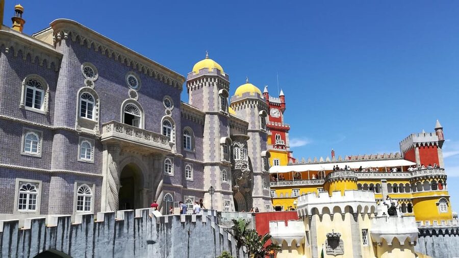 Cascais: Small group tour Sintra & Cabo da Roca & Cascais - Key points at a glance