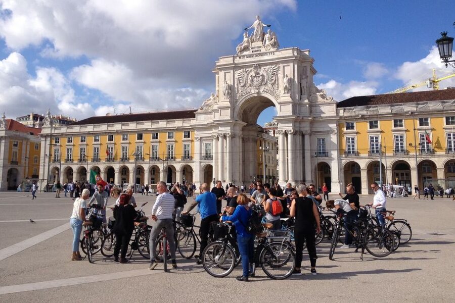 Central Lisbon 3-Hour Guided E-Bike Tour - Baixa-Chiado and the heart of central Lisbon