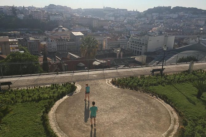 City Centre Run in Lisbon - Starting at Praça do Comércio by the river