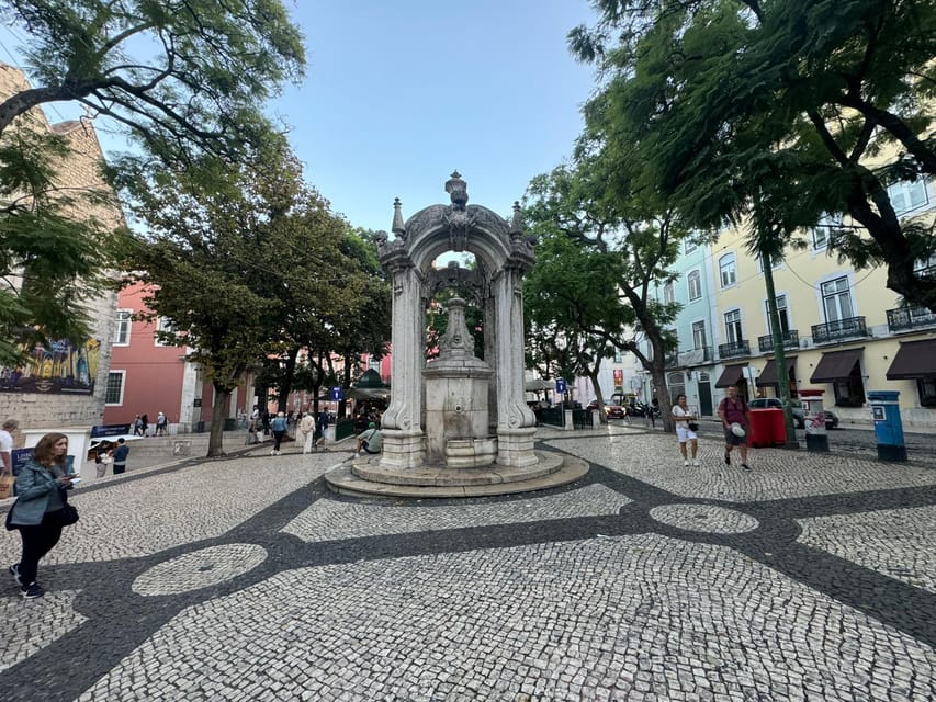 City Highlights Eco Tuk Tours - Graça, Portas do Sol, and Senhora do Monte