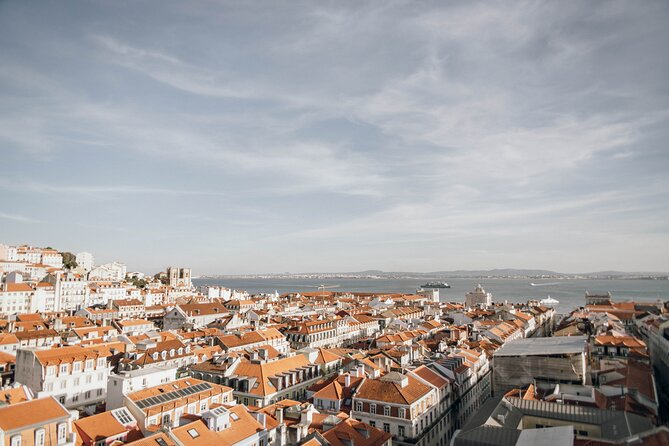 Devour Lisbon Bairro Alto Evening Food & Wine Tour - Manteigaria: finish with pastel de nata and port