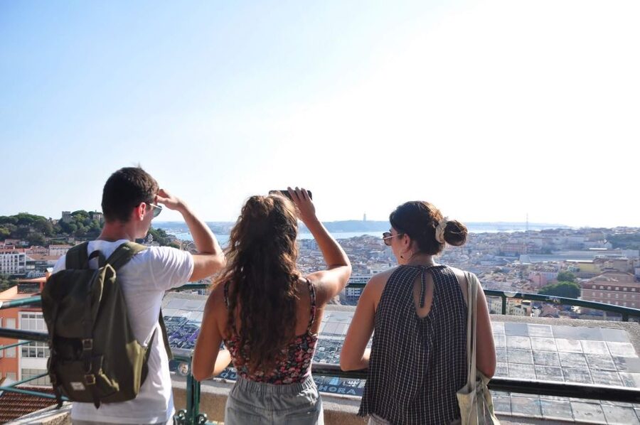 Discover Lisbon: Tuk Tuk Tour - Booking details to keep in mind