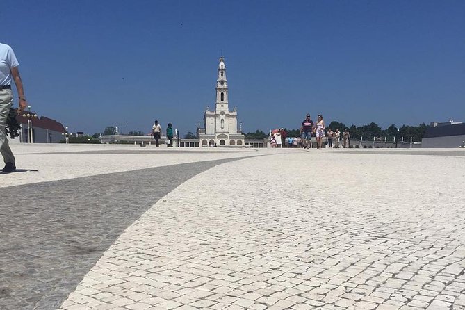 Divine Fátima Full Day Private Tour from Lisbon - The 3:30 p.m. English Mass