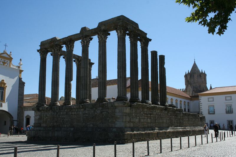 Évora and Megaliths Full-Day Tour from Lisbon - Key points at a glance