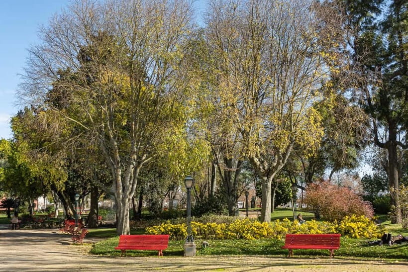 Évora: Flexible Walking Tour in Historic Center - The romantic garden and the old walls