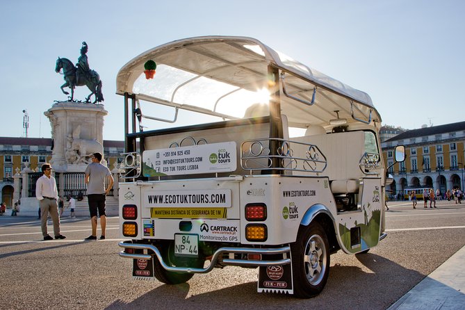 Explore Lisbon by Tuk Tuk: History and Viewpoints - Praça do Comércio and Lisbon’s rebuilt center