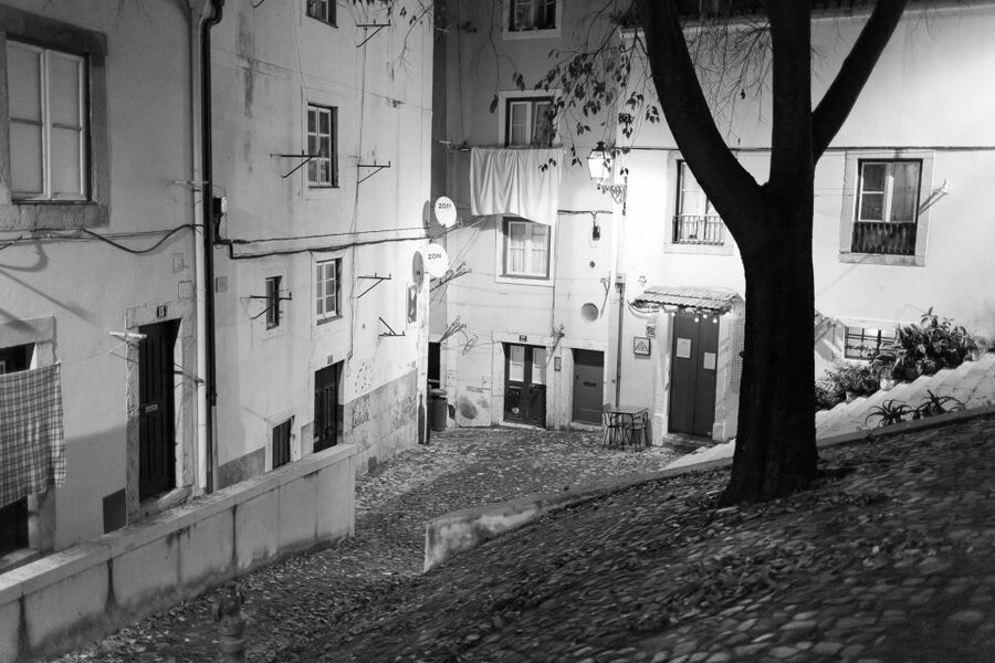 Fado: Musical Walking Tour with Food & Live Show - Is $100 a fair price?