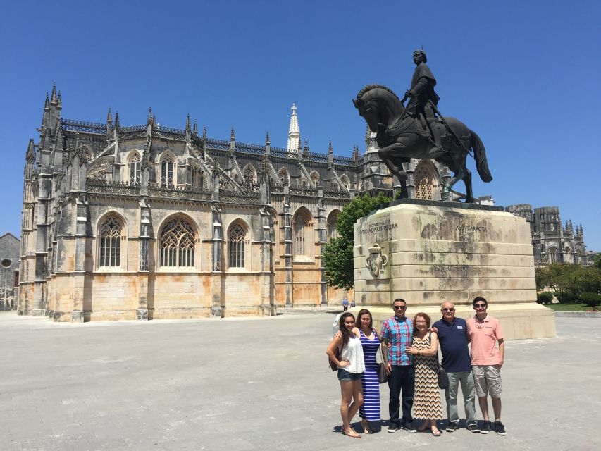 Fatima, Batalha, Nazaré and Óbidos: Private Full Day Tour - Óbidos and a taste of medieval Portugal