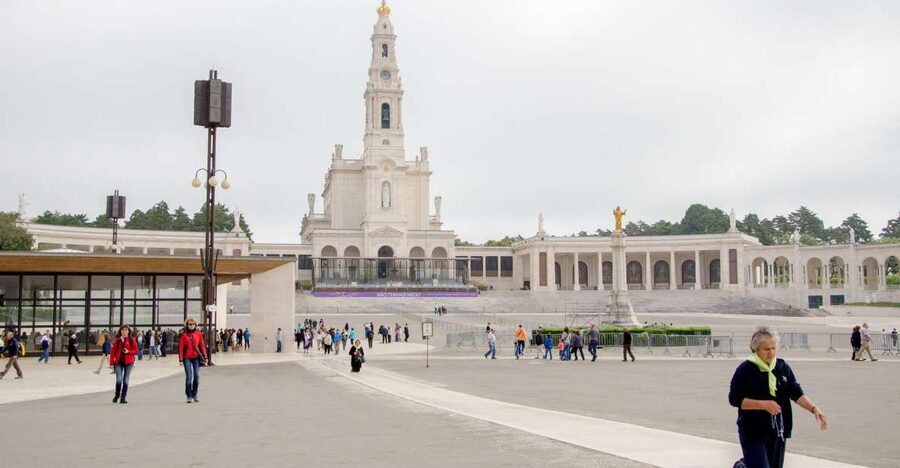 Fátima, Óbidos and the Atlantic Coast Day Tour from Lisbon - Why this day trip works from Lisbon
