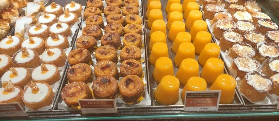From Lisbon: Alcobaça & Óbidos Self-Guided Tour - Who will enjoy this day trip most