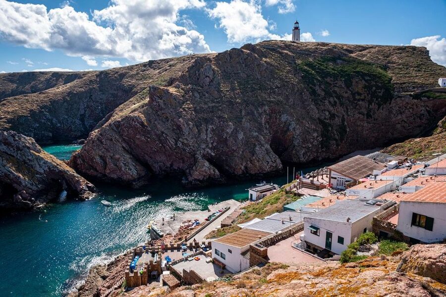 From Lisbon: Berlenga Grande Island Private Tour - Óbidos gives the day a historic second act