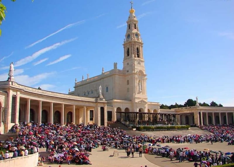From Lisbon: Best of Fátima Half Day Tour - Walking, weather, and the day’s limits