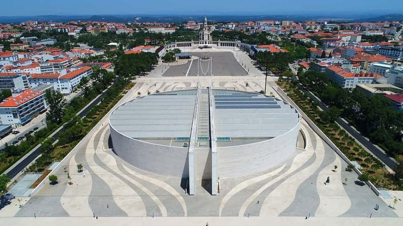 From Lisbon: Best of Fátima Half Day Tour - What the guide adds