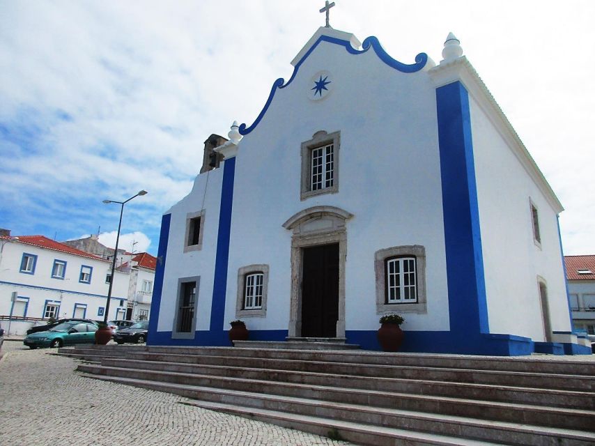 From Lisbon: Coastal Villages and Mafra Palace Guided Tour - Azenhas do Mar and the Atlantic cliffs