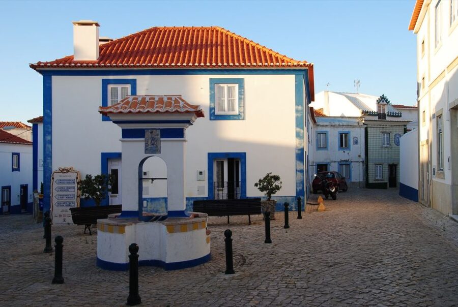 From Lisbon: Coastal Villages and Mafra Palace Guided Tour - Mafra Palace and Portugal’s Baroque ambition