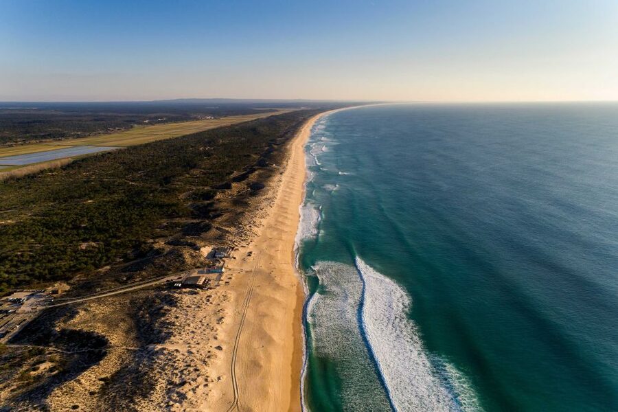 From Lisbon: Comporta and Setúbal Trip with Horseback Riding - What the guides add to the day