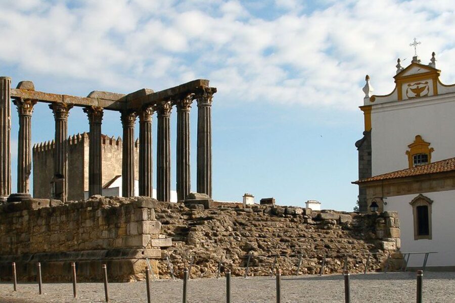 From Lisbon: Évora City Private Tour - Ervideira wine and a taste of the region