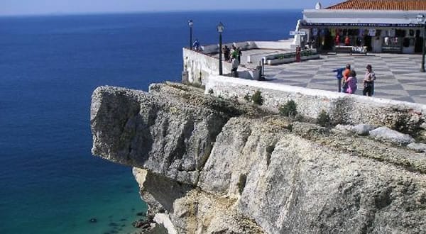 From Lisbon: Fátima, Batalha, Nazaré and Óbidos Day Tour - Who should book this day trip?