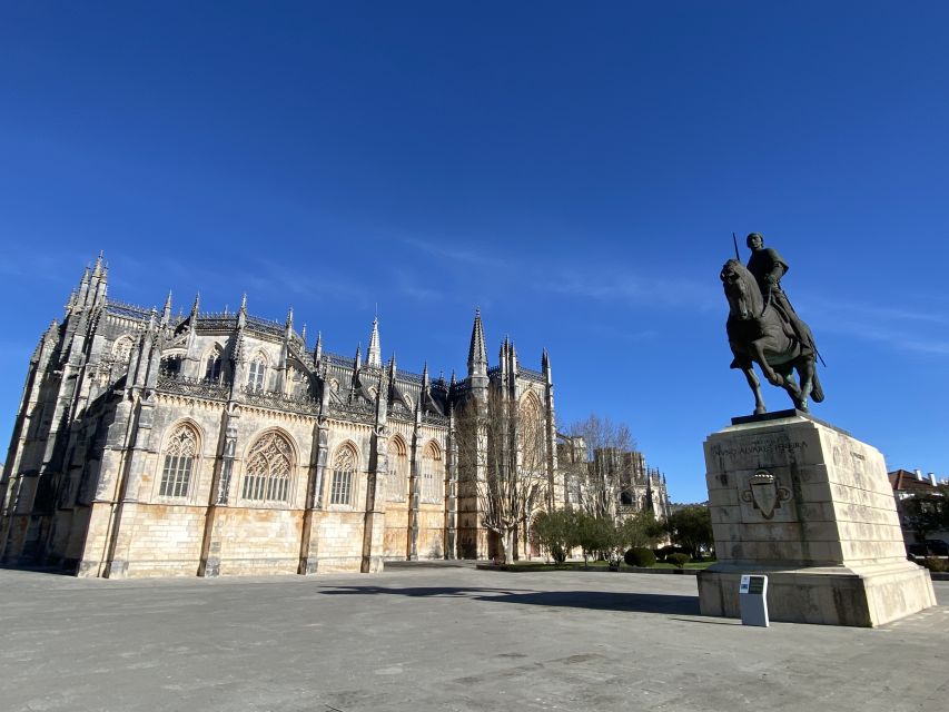 From Lisbon: Fátima, Batalha, Nazaré, and Obidos Tour by Van - What the guides add to the day