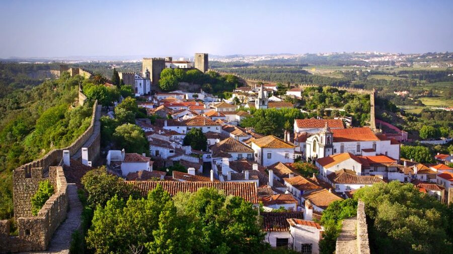 From Lisbon: Fátima, Batalha, Nazaré & Óbidos Full-Day Tour - Who should book this day trip?