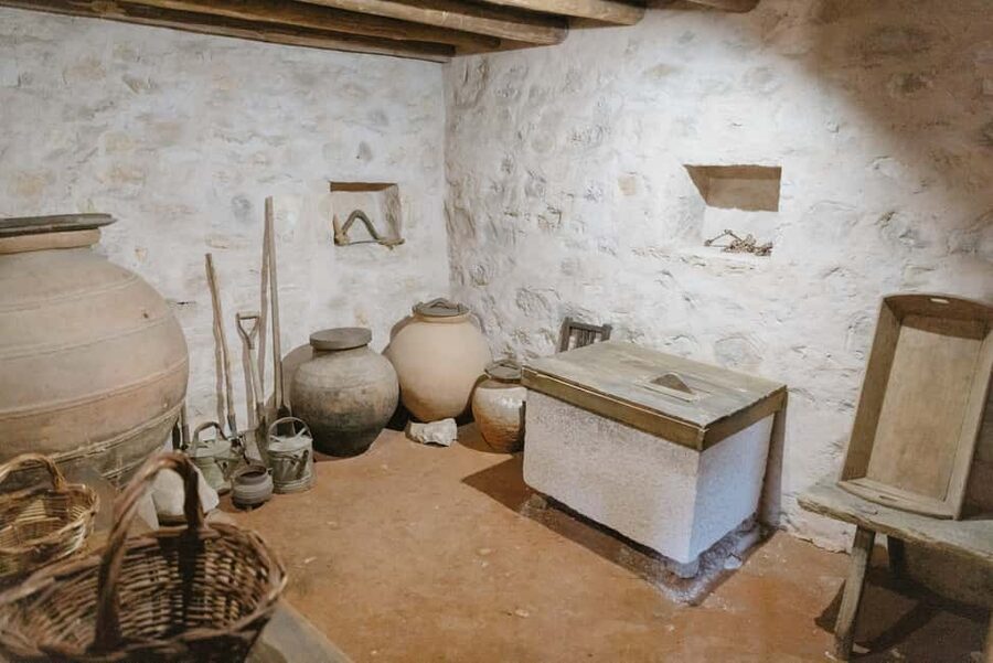 From Lisbon: Fátima HD and the Three Little Shepherds' House - What to expect at Aljustrel