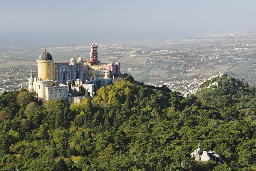 From Lisbon: Full-Day Sintra Tour by Luxury Car or Minivan - The pickup warning you should take seriously