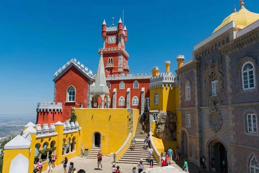 From Lisbon: Half-Day Private Sintra Cascais Tour - Why this four-hour route works