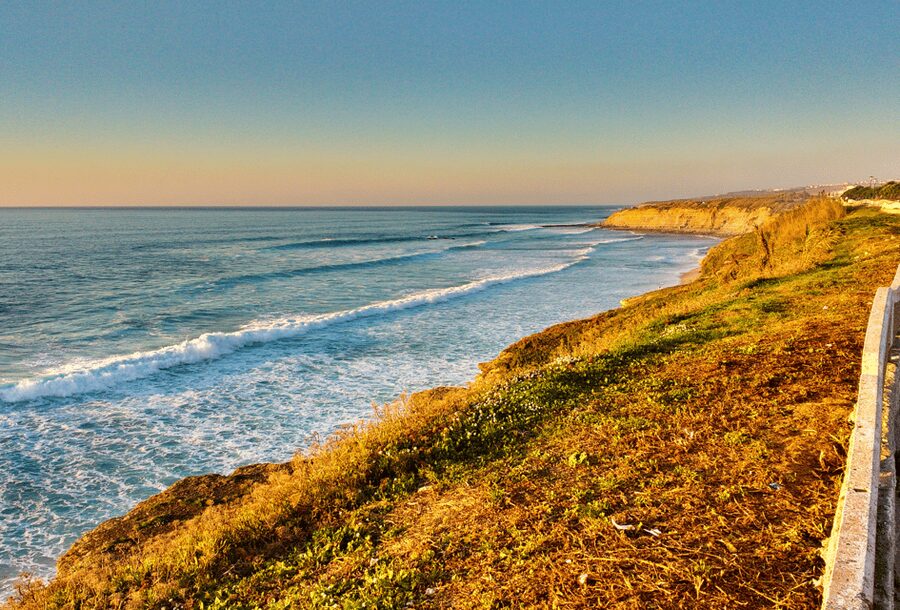 From Lisbon: Mafra Palace and Ericeira - Heritage and the Portuguese Coast - The 35-minute ride from central Lisbon