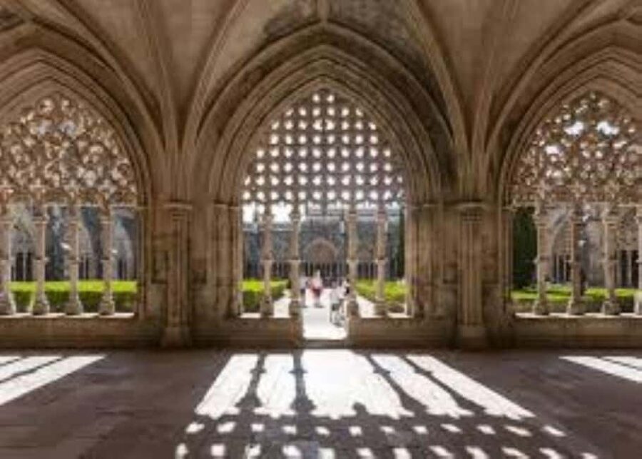 From Lisbon: Medieval Tour, Batalha, Tomar, Alcobaça, Óbidos - Why this day trip works from Lisbon