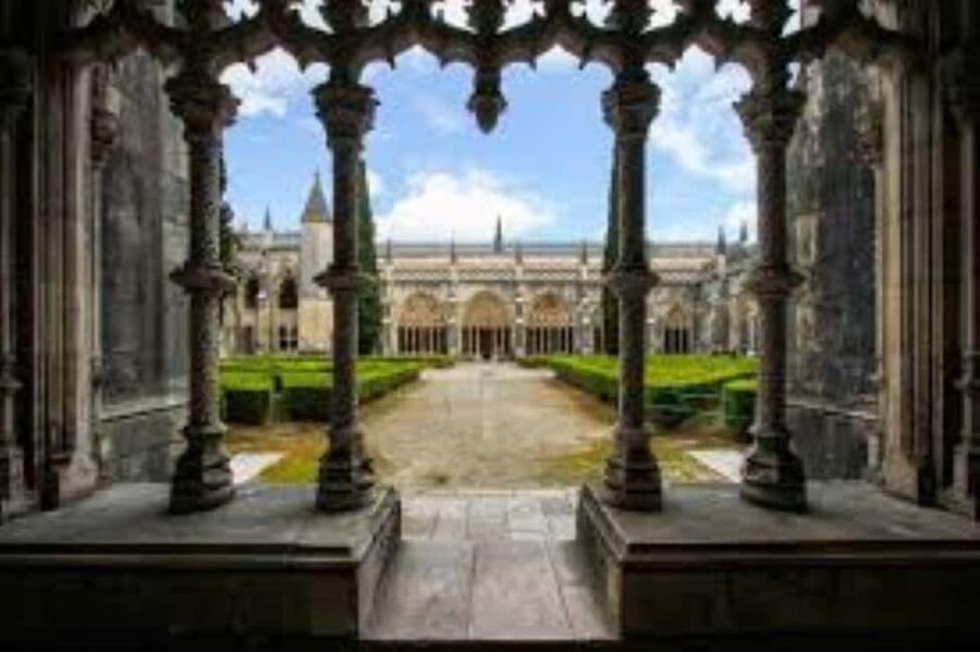 From Lisbon: Medieval Tour, Batalha, Tomar, Alcobaça, Óbidos - Price, tickets, lunch, and overall value