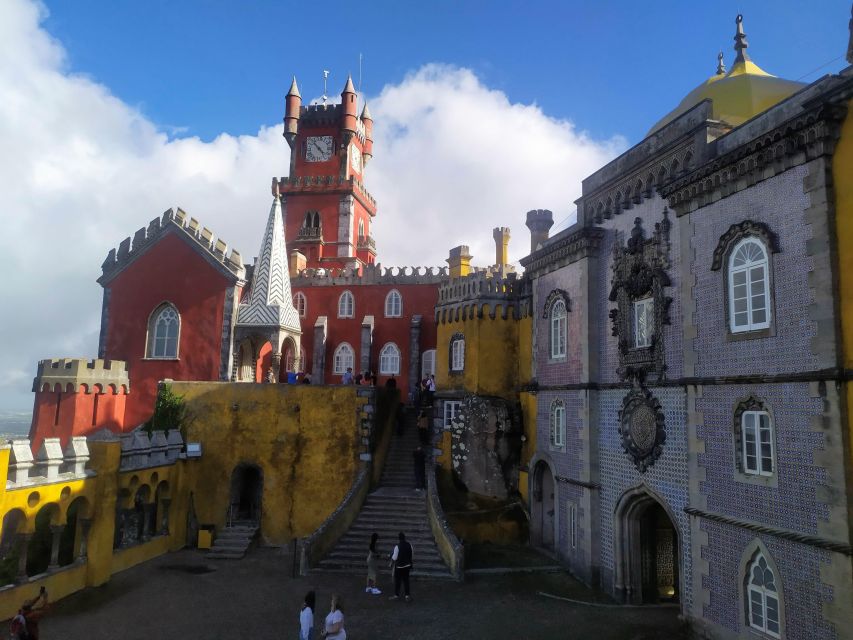 From Lisbon: Nazare and Sintra Private Tour - Why this Lisbon day trip works