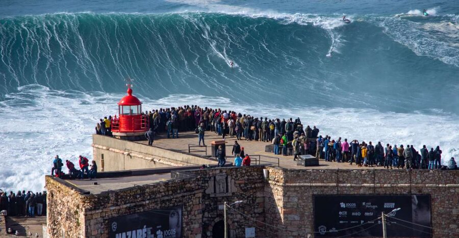 From Lisbon: Nazare and Sintra Private Tour - Praia do Norte and the question of giant waves